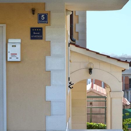 Apartmani Adela Solin Extérieur photo