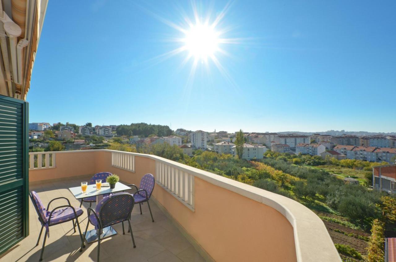 Apartmani Adela Solin Extérieur photo