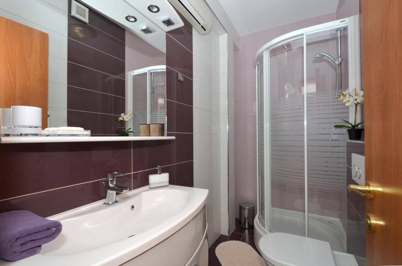 Apartmani Adela Solin Extérieur photo