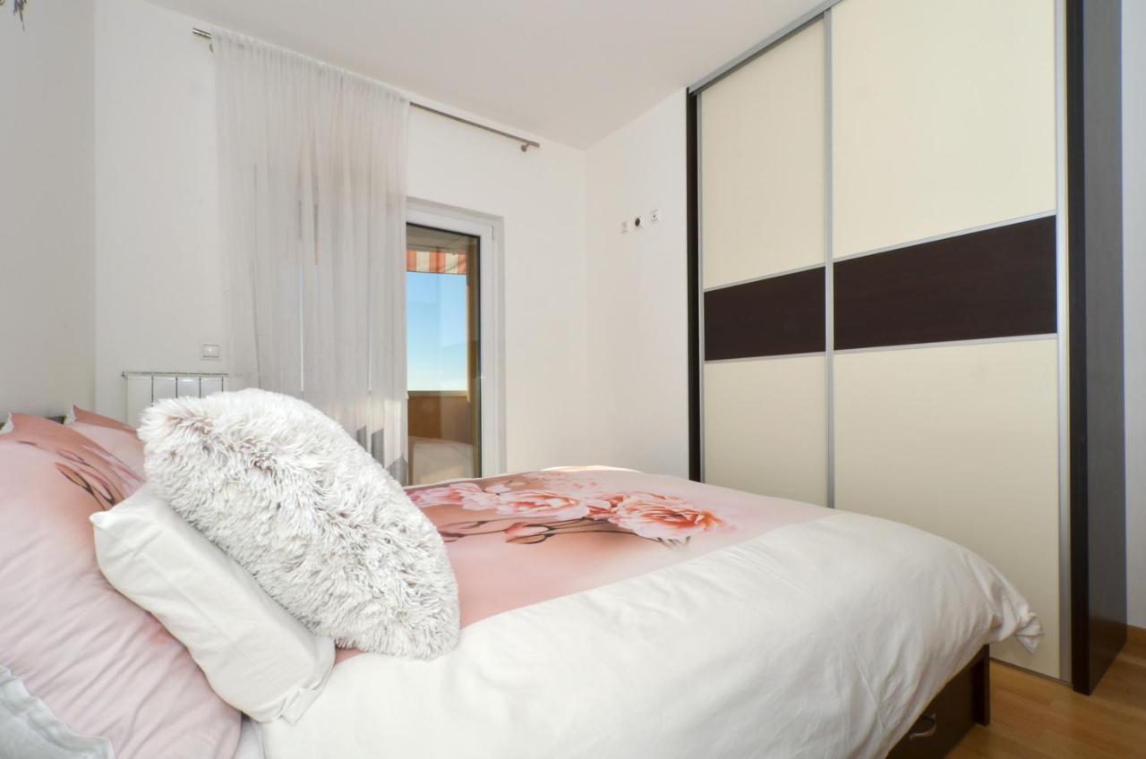 Apartmani Adela Solin Extérieur photo