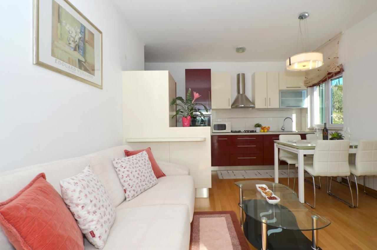 Apartmani Adela Solin Extérieur photo