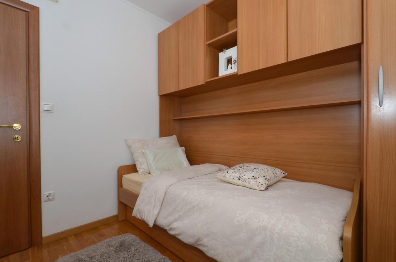 Apartmani Adela Solin Extérieur photo