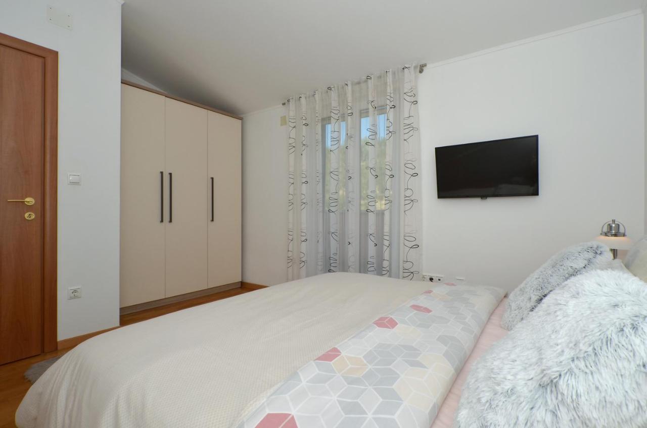 Apartmani Adela Solin Extérieur photo